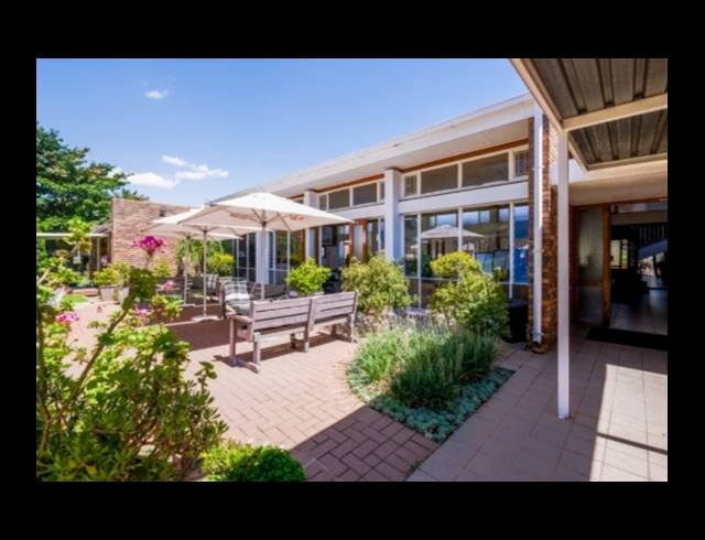 1 BEDROOM RETIREMENT UNIT FOR SALE IN ALBERTVILLE